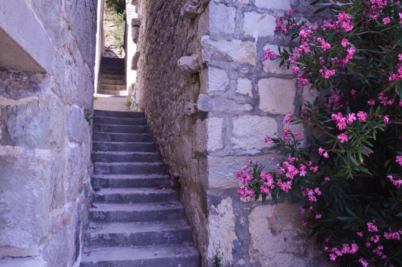 Old Stone House Klaric Daire Brela Dış mekan fotoğraf
